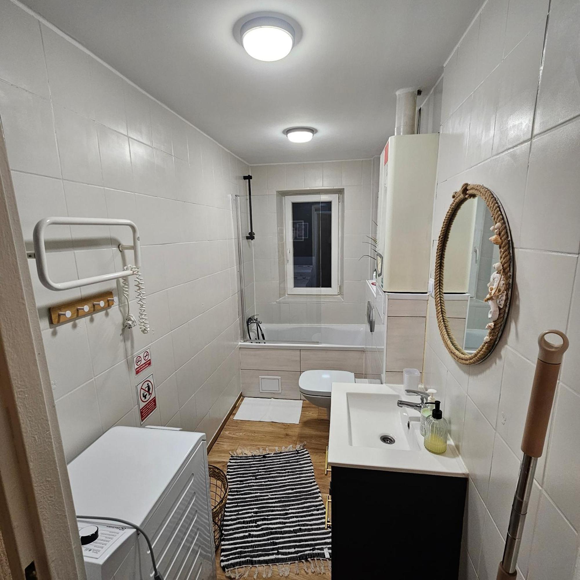 Apartament "Przy Jeziorku" Kętrzyn Exterior foto